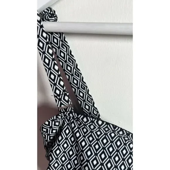 DKNY Women's Black & White Geometric Print Adjustable Strap One Piece Swimsuit L - Picture 7 of 13